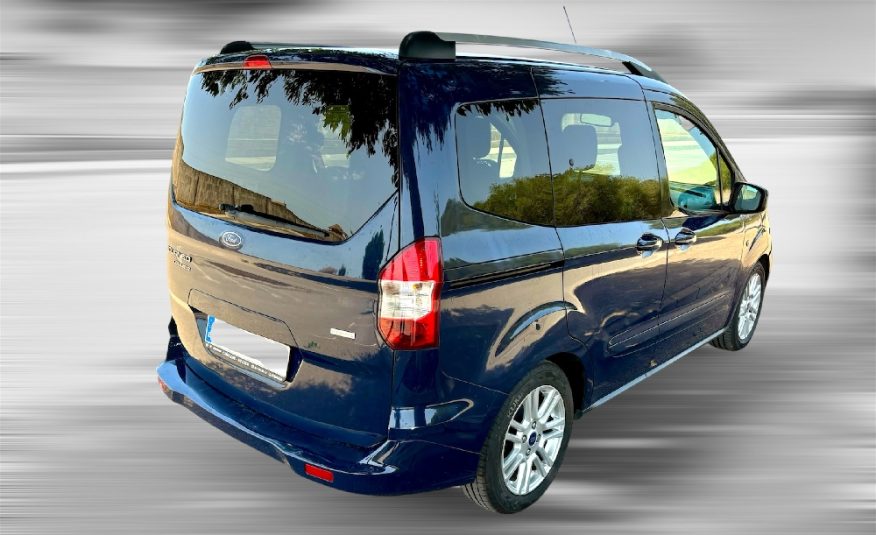 Ford Tourneo Courier/RESERVADO